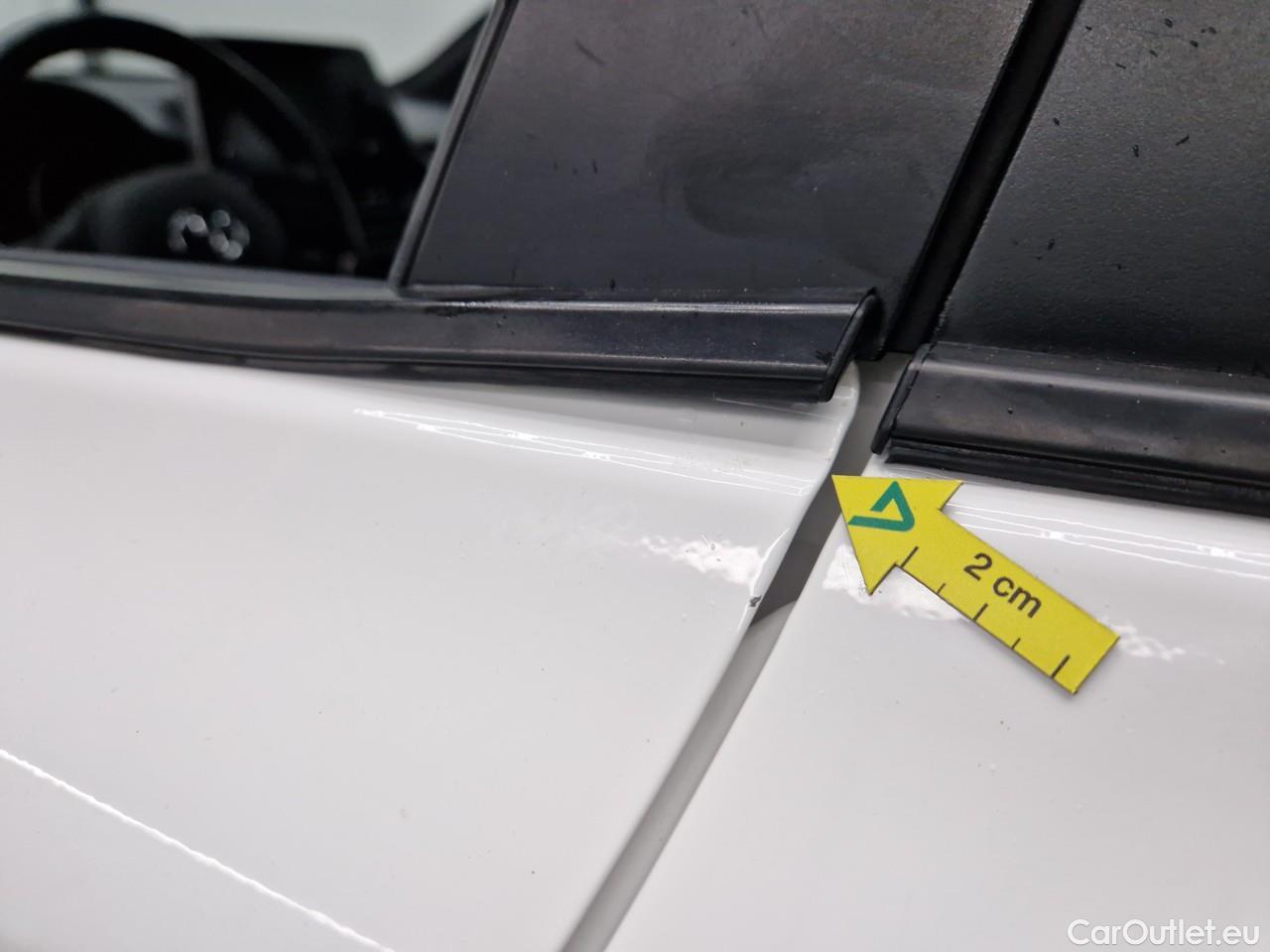  Toyota  C-HR 1.8 HSD C-enter #1