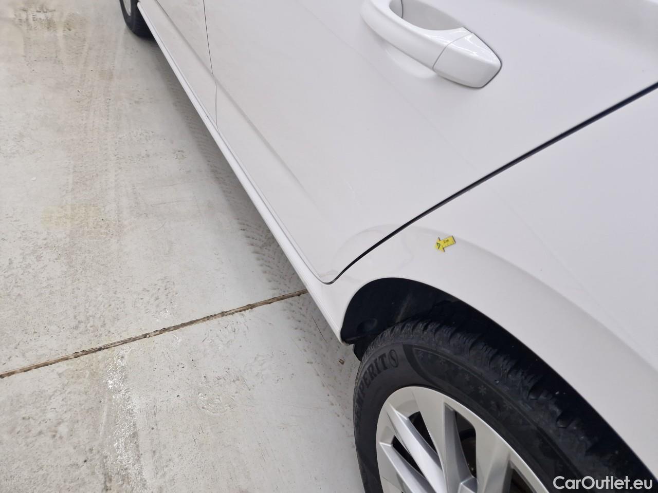  Skoda  Scala 1.0 TSI Style #32