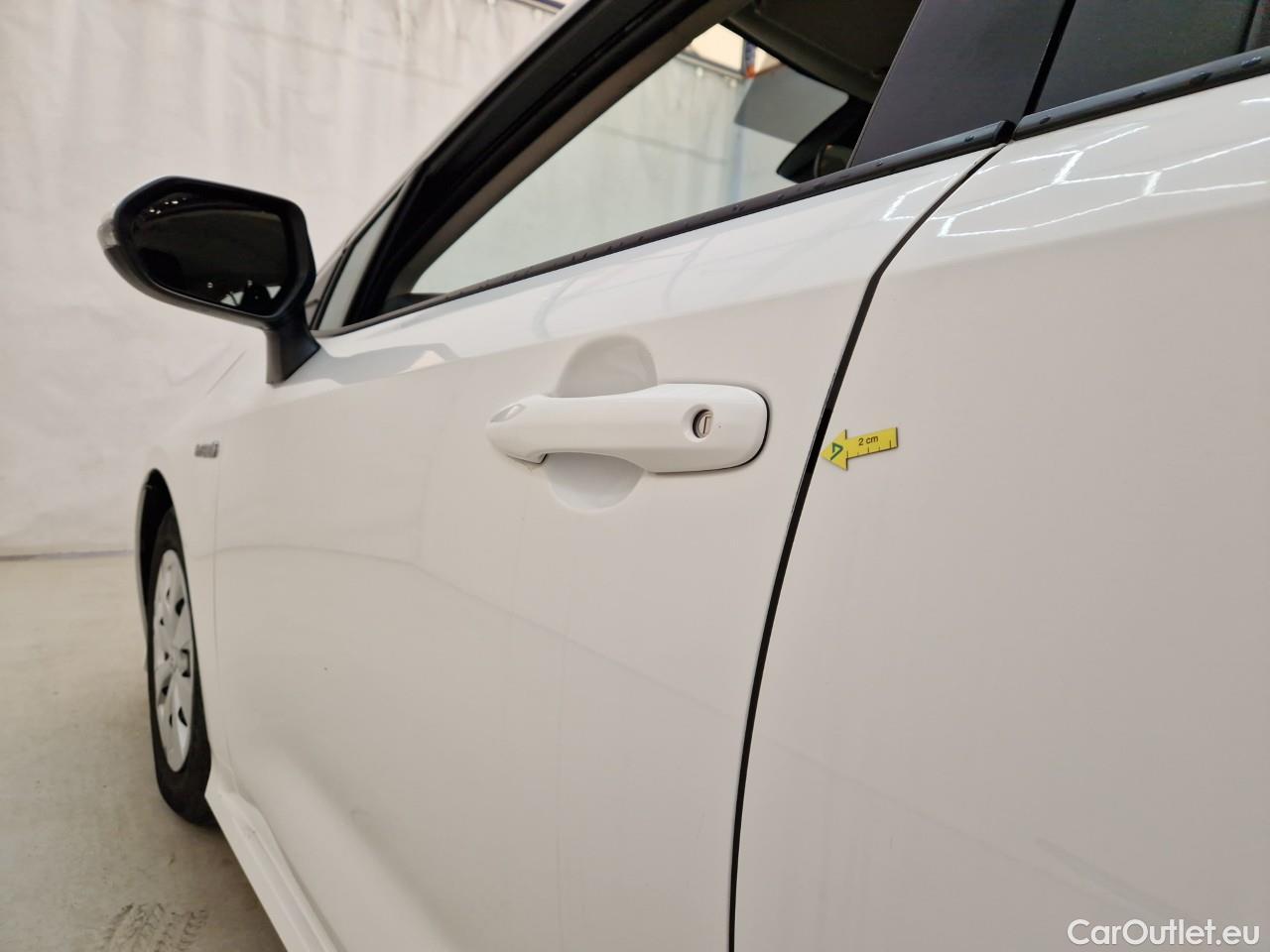  Toyota  Corolla 1.8 Hybrid Business HSD E-CVT #1