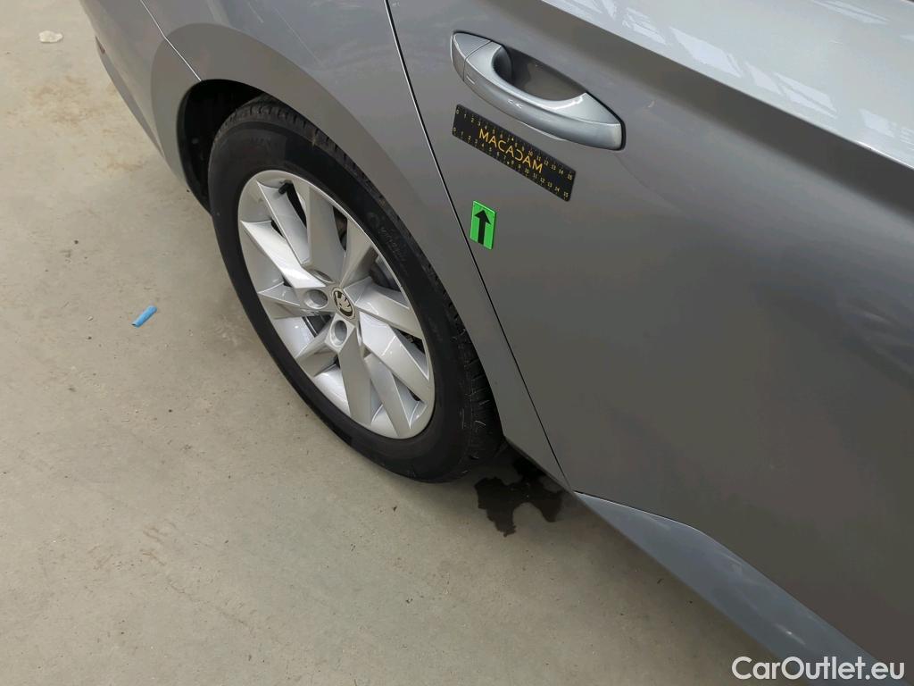  Skoda  Superb 2.0 TDI 150CP Ambition DSG #17