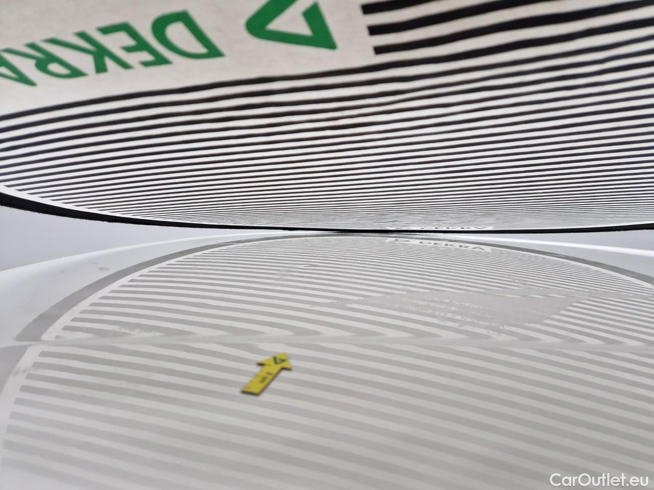  Toyota  C-HR 1.8 HSD C-enter #18