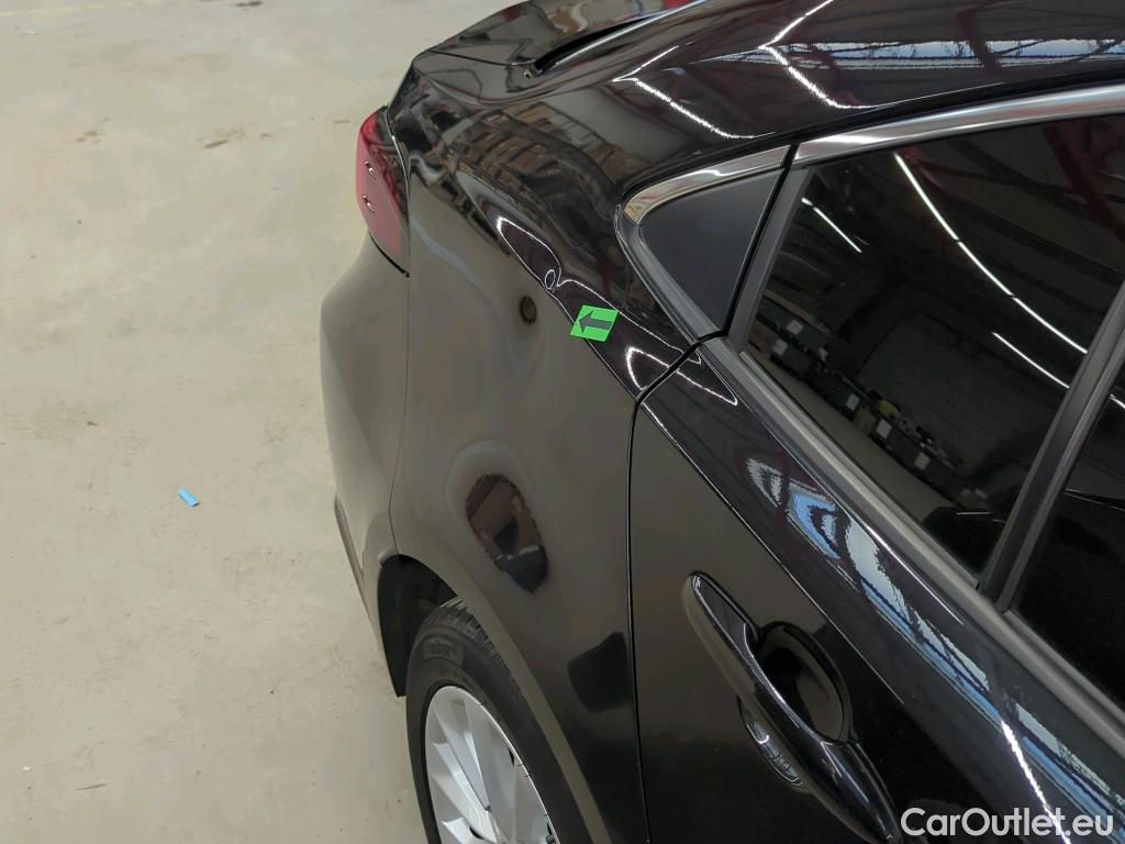  Toyota  Corolla 1.8 Hybrid Dynamic HSD E-CVT #11