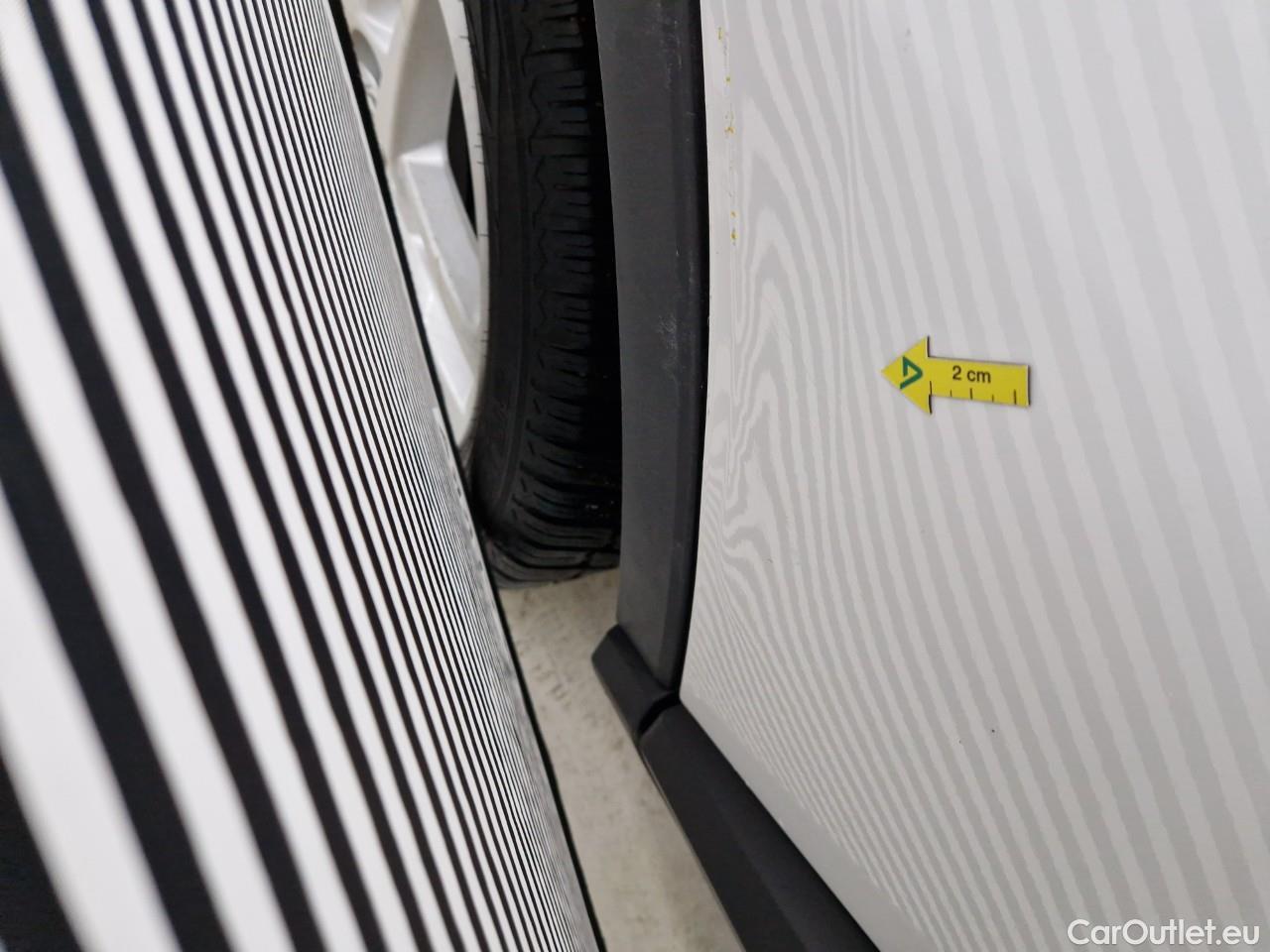  Toyota  C-HR 1.8 HSD C-enter #10