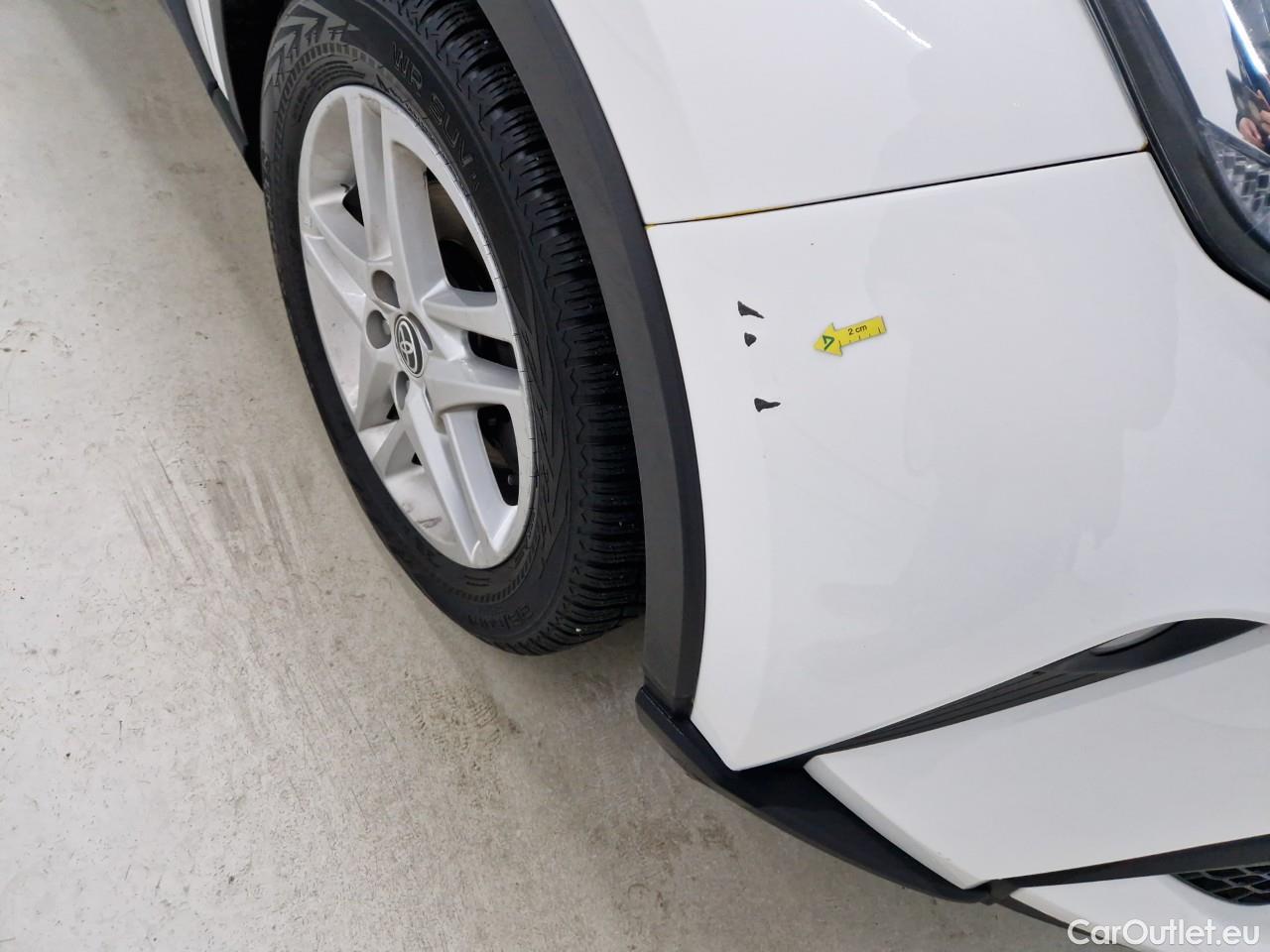  Toyota  C-HR 1.8 HSD C-enter #1