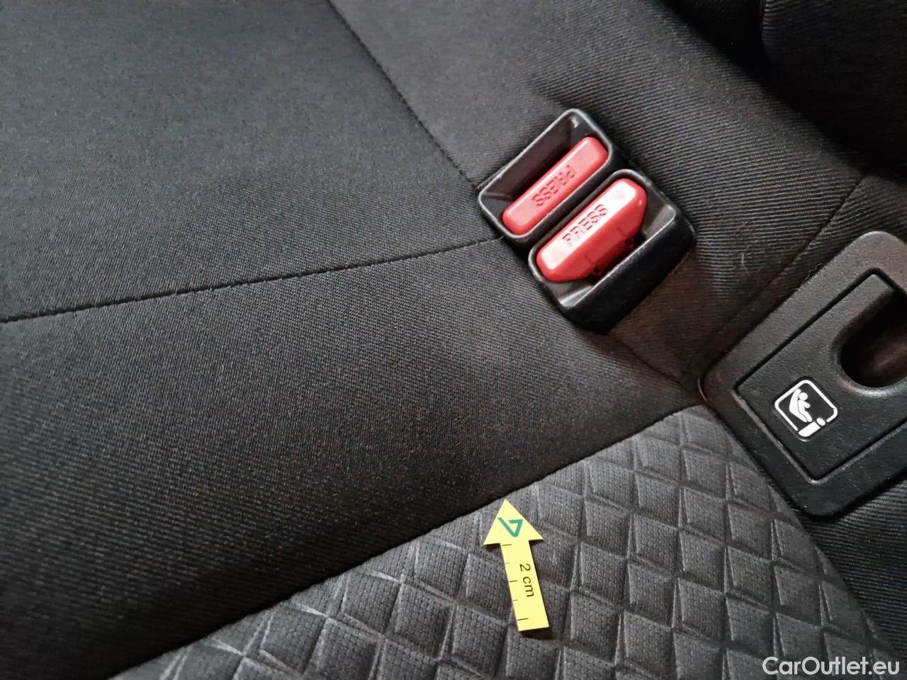  Toyota  C-HR 1.8 HSD C-enter #25