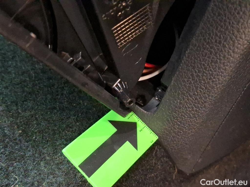  Skoda  Superb 2.0 TSI 280CP Scout Combi DSG 4x4 #12