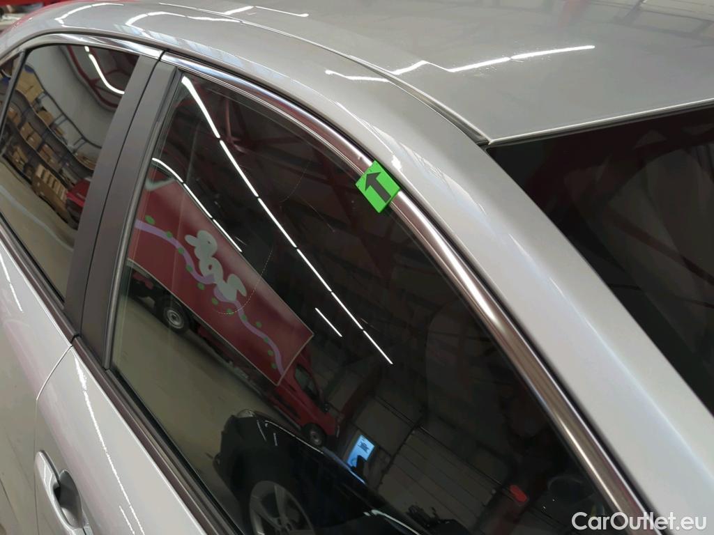  Toyota  Corolla 1.8 Hybrid Dynamic HSD E-CVT #27