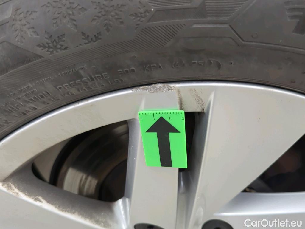  Volkswagen  Golf  2.0 TDI 116HP DSG Life Variant #20