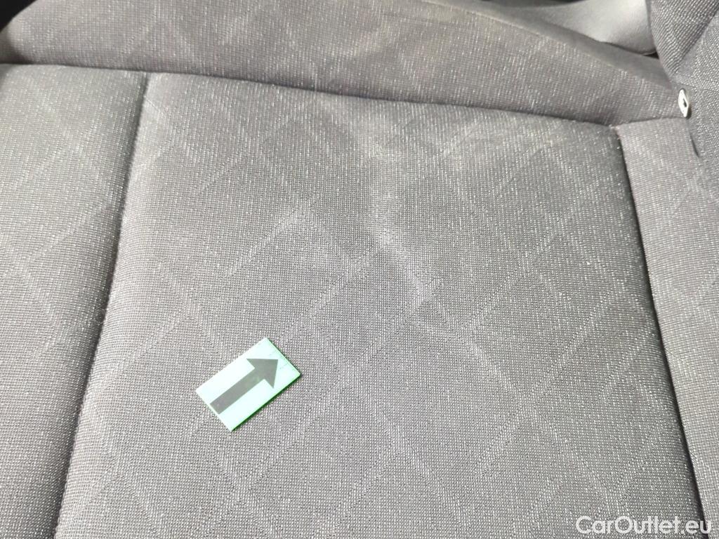  Volkswagen  Golf  2.0 TDI 116HP DSG Life Variant #26