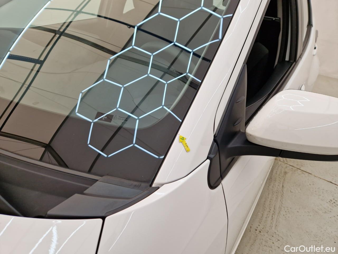  Toyota  Yaris 1.5 Hybrid Eco HYB Auto #17