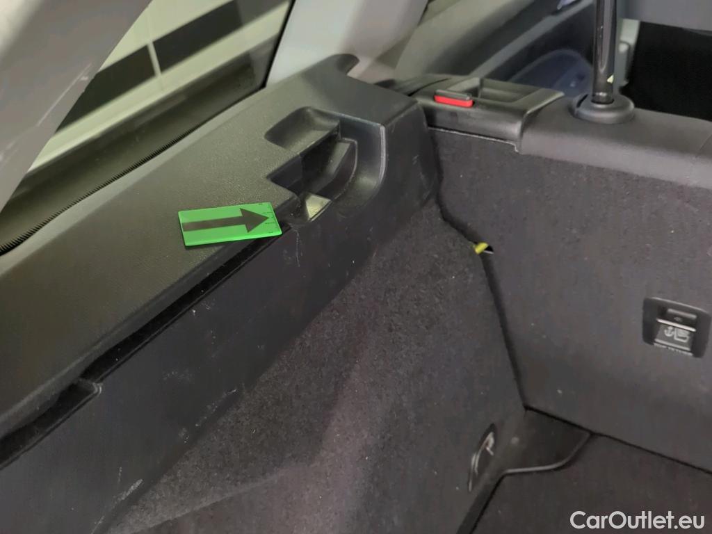  Volkswagen  Golf  2.0 TDI 116HP DSG Life Variant #48