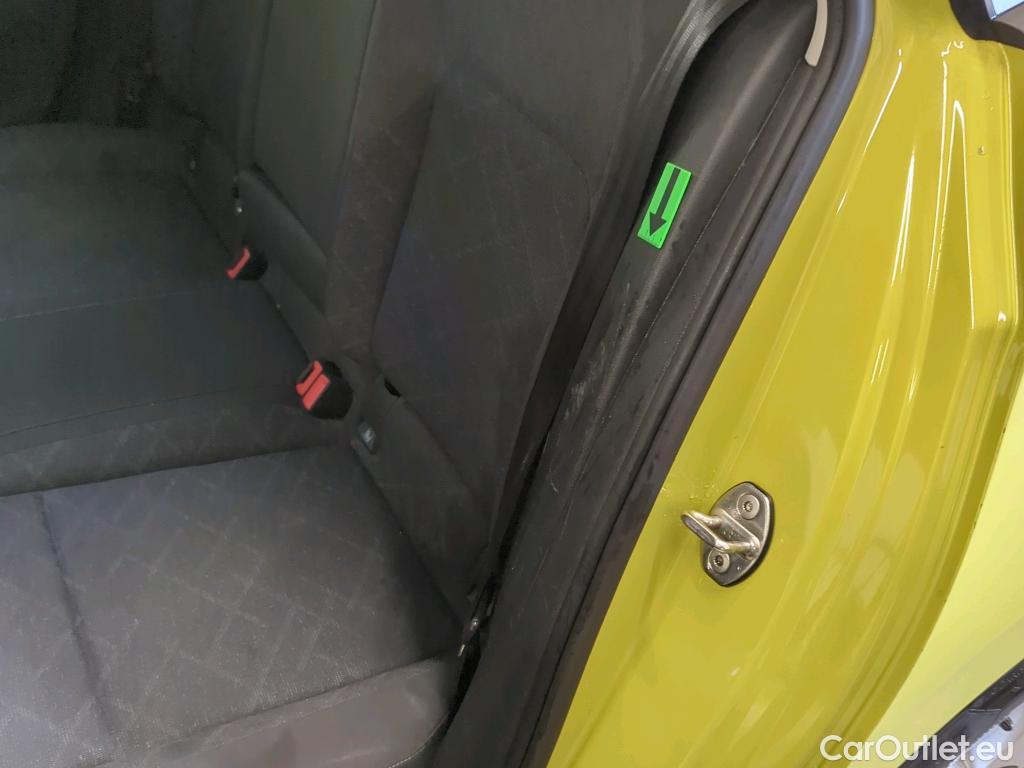  Volkswagen  Golf  2.0 TDI 116HP DSG Life Variant #37