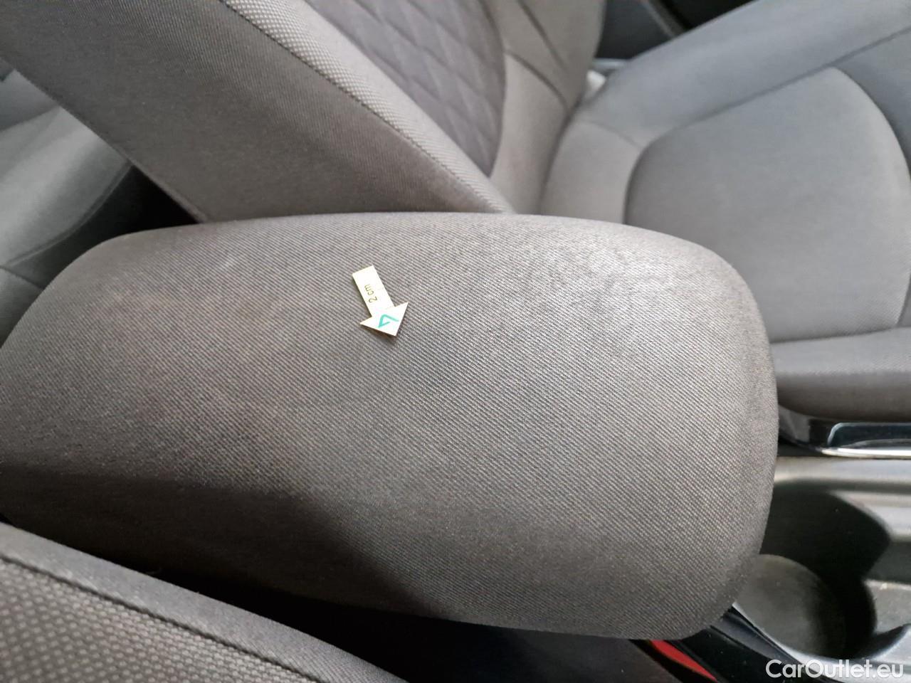  Toyota  Corolla 1.8 Hybrid Business HSD E-CVT #57