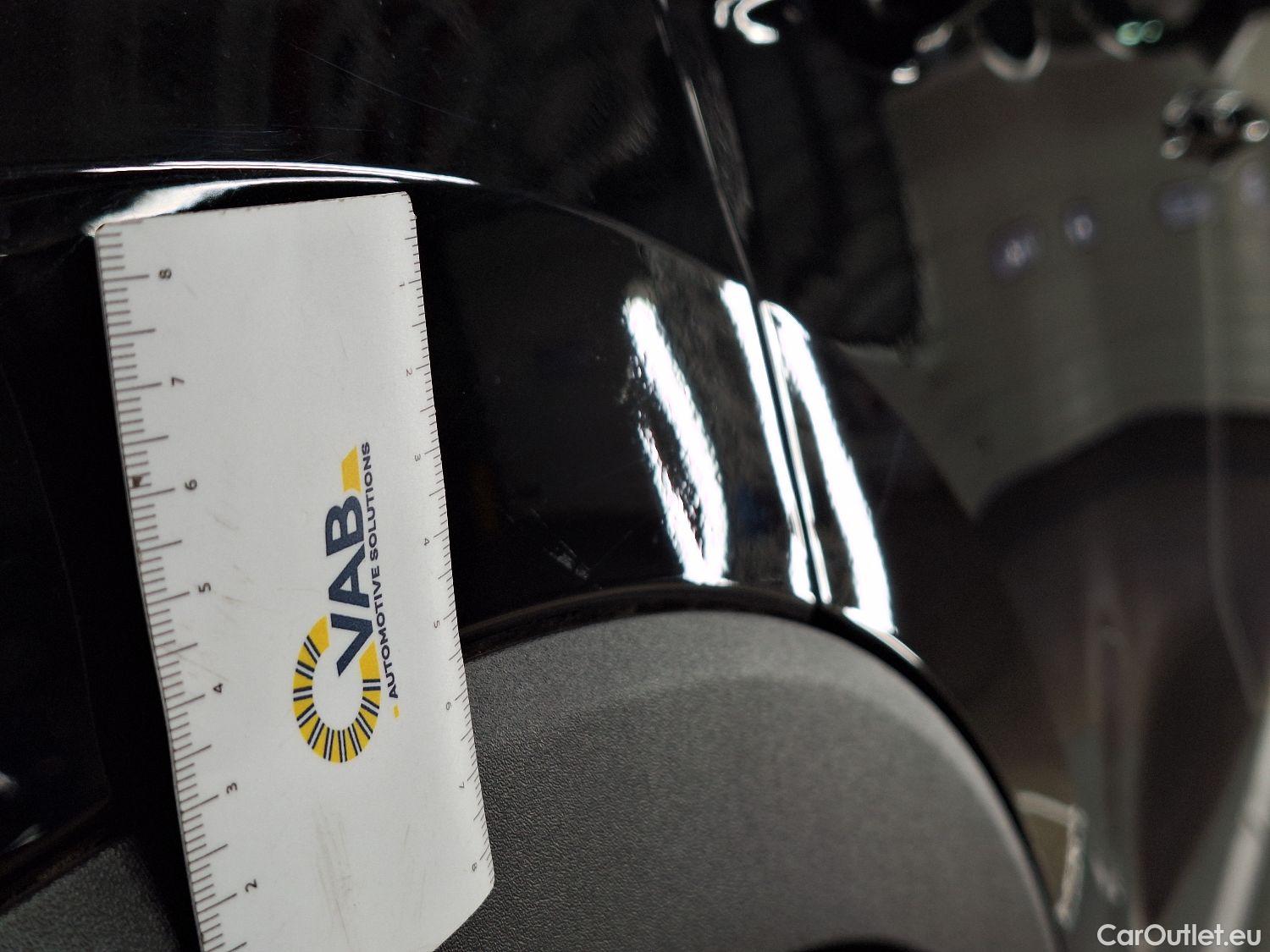  Audi  Q3 Audi,  '18, Audi  35 TDI S Tronic Business Edition 5d #17