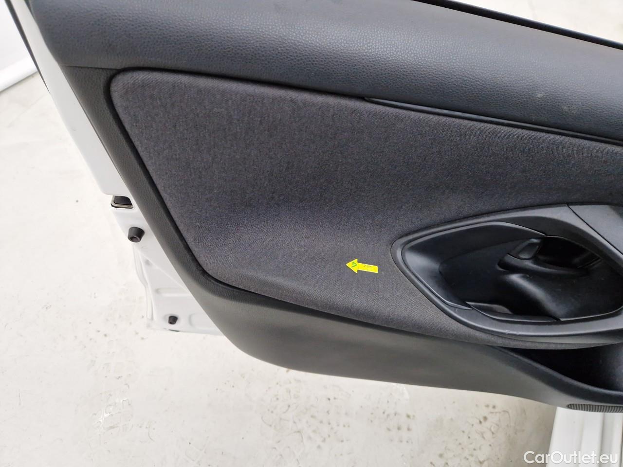  Toyota  Yaris 1.5 Hybrid Eco HYB Auto #25