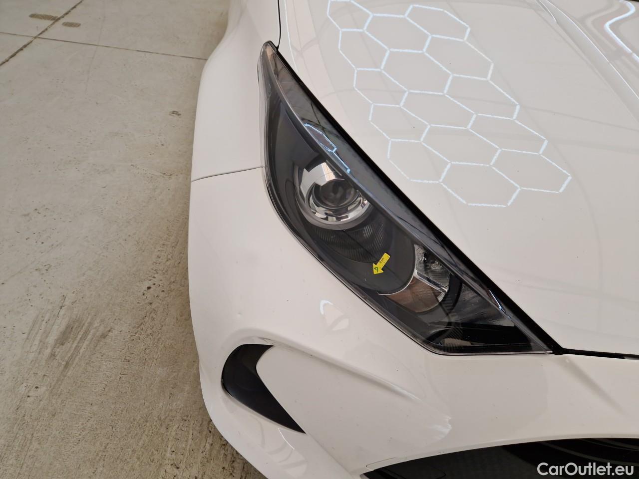  Toyota  Yaris 1.5 Hybrid Eco HYB Auto #11