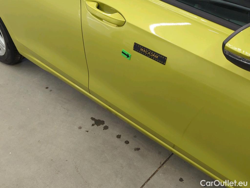  Volkswagen  Golf  2.0 TDI 116HP DSG Life Variant #11