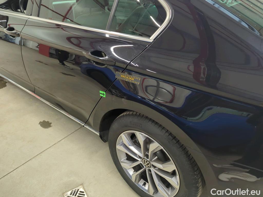  Volkswagen  Passat Highline 2.0 TDI DSG 150 CP #21
