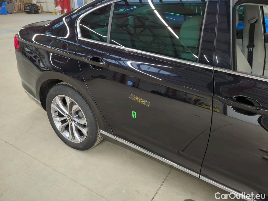  Volkswagen  Passat Highline 2.0 TDI DSG 150 CP #27