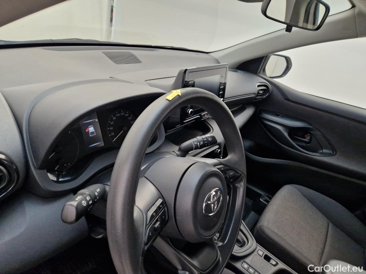  Toyota  Yaris 1.5 Hybrid Eco HYB Auto #34