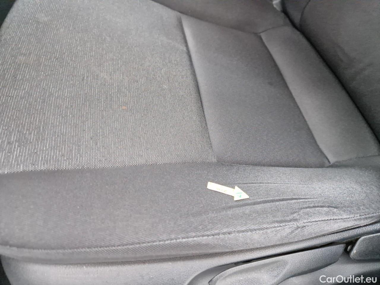  Toyota  Yaris 1.5 Hybrid Eco HYB Auto #28