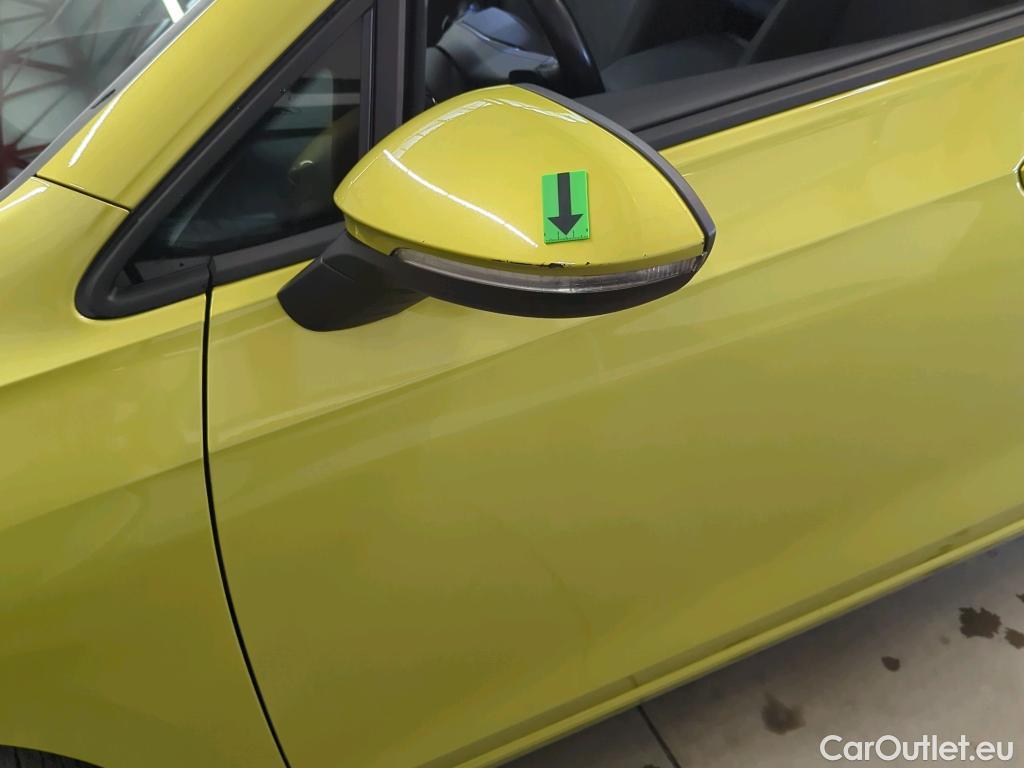  Volkswagen  Golf  2.0 TDI 116HP DSG Life Variant #41