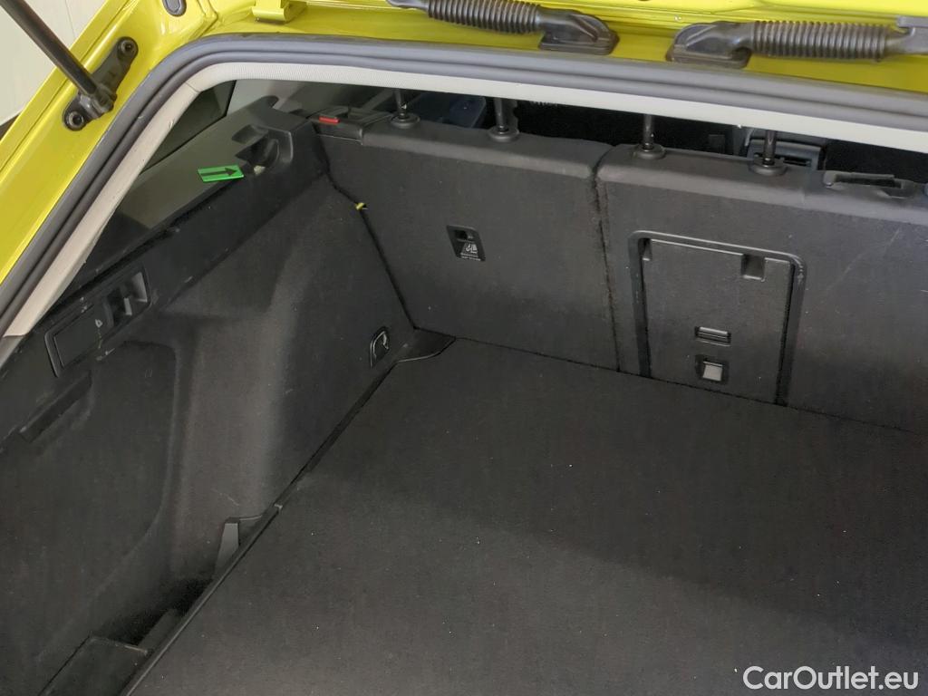  Volkswagen  Golf  2.0 TDI 116HP DSG Life Variant #47