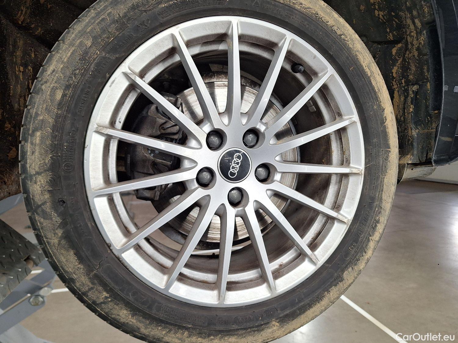  Audi  A5 Sportback Audi, A5 SB FL'20, Audi  30 TDI S tronic Business Edition #1