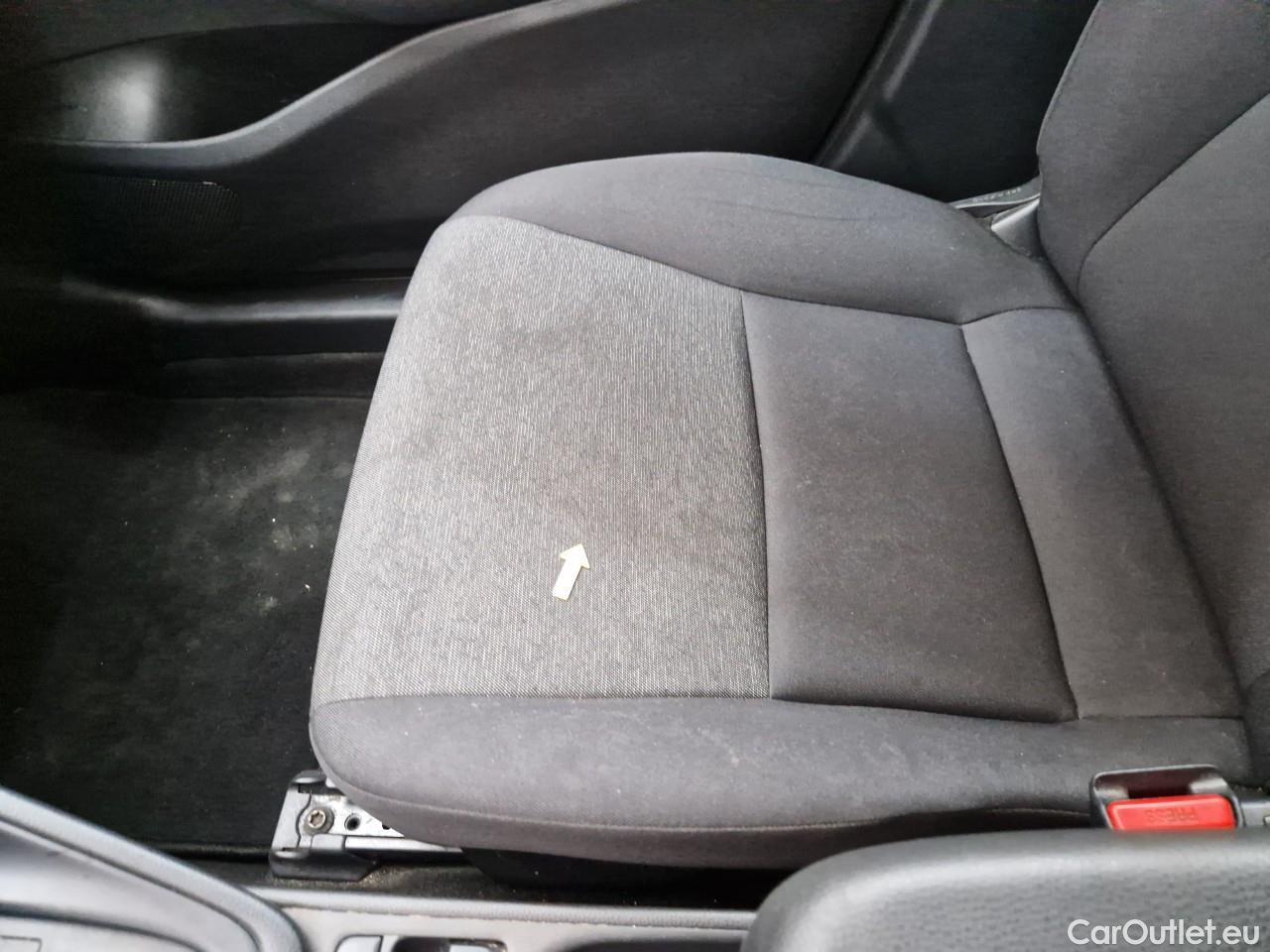  Toyota  Yaris 1.5 Hybrid Eco HYB Auto #34