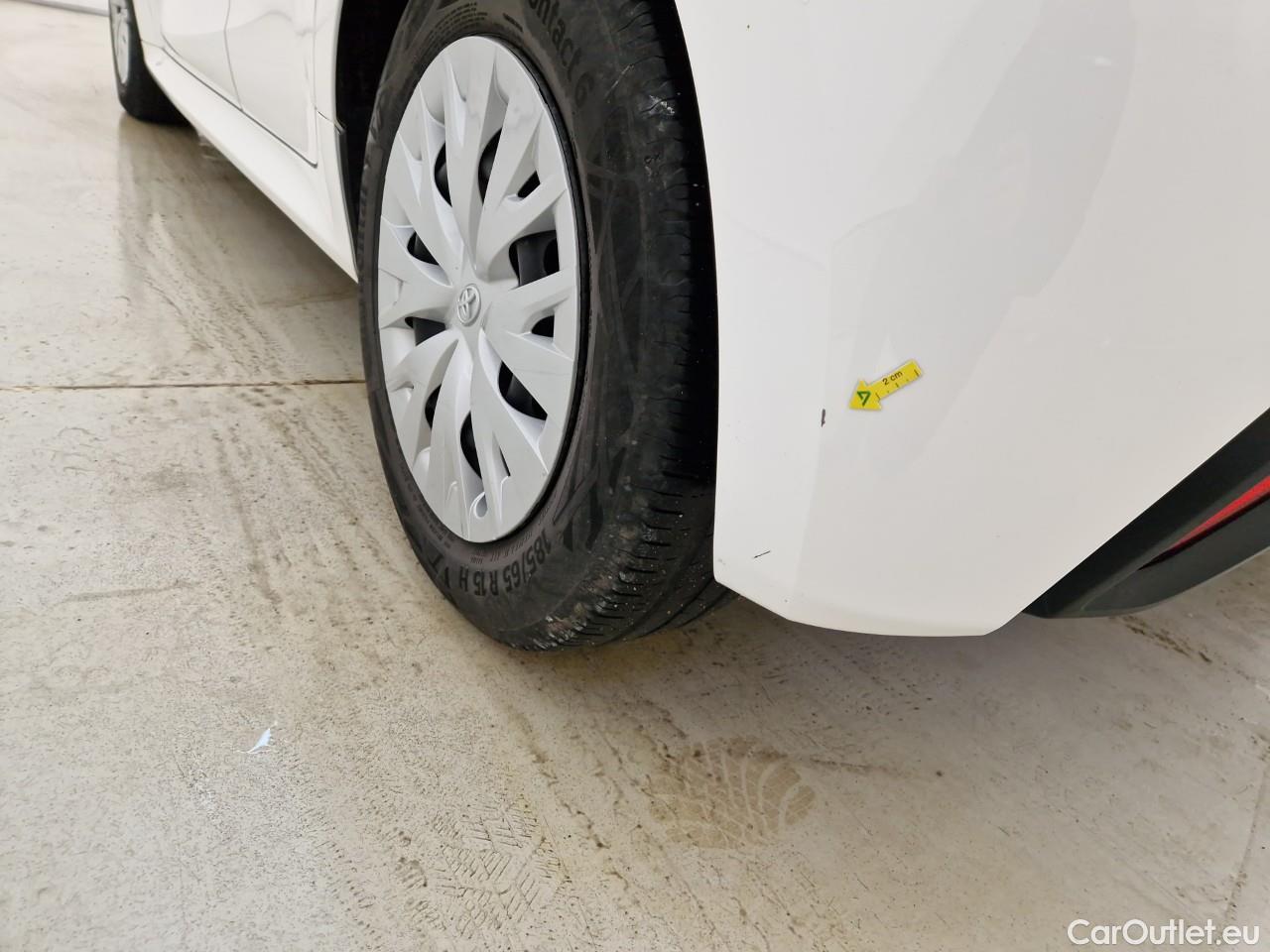  Toyota  Yaris 1.5 Hybrid Eco HYB Auto #35