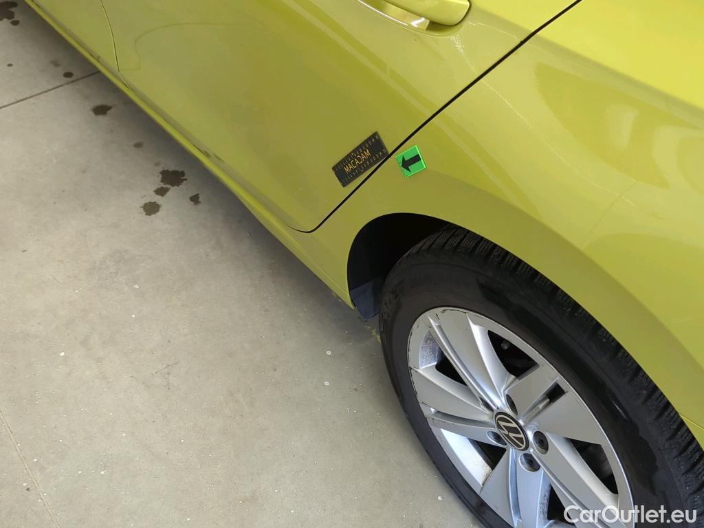  Volkswagen  Golf  2.0 TDI 116HP DSG Life Variant #17