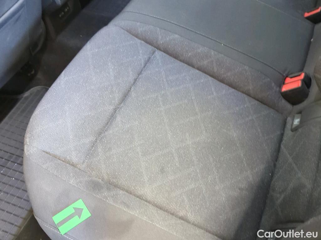  Volkswagen  Golf  2.0 TDI 116HP DSG Life Variant #46