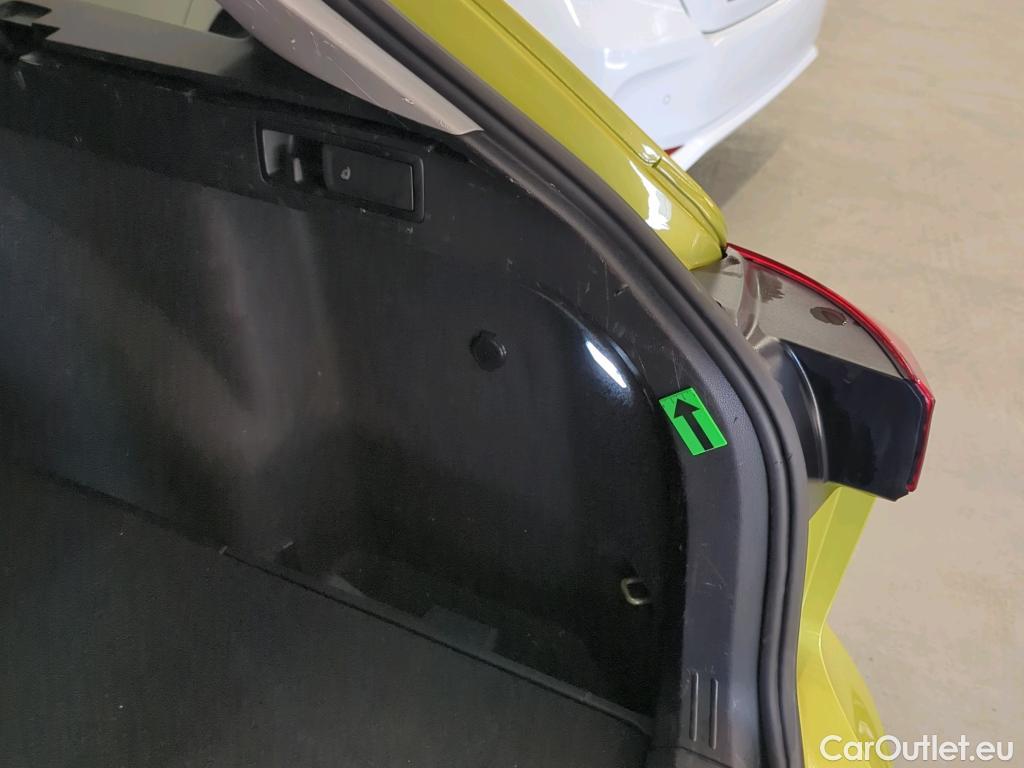  Volkswagen  Golf  2.0 TDI 116HP DSG Life Variant #31