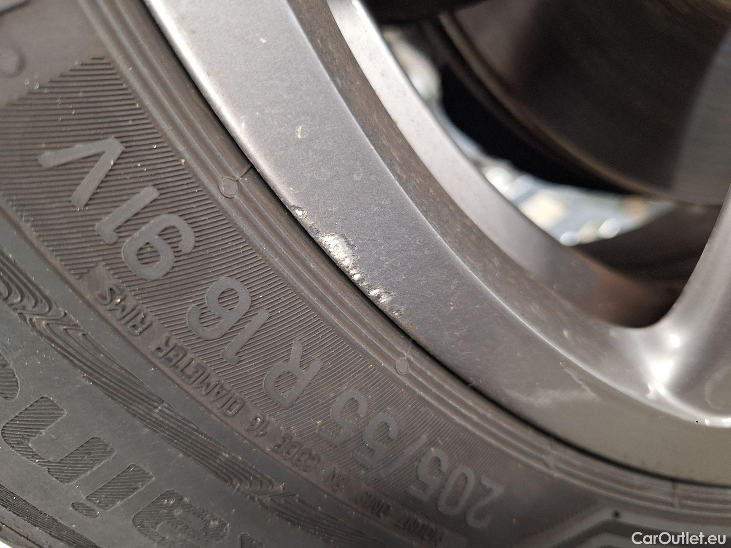  Bmw  Serie 1 BMW, 1-serie '19, BMW 1 Reeks Hatch 116d (85 kW) 5d #15