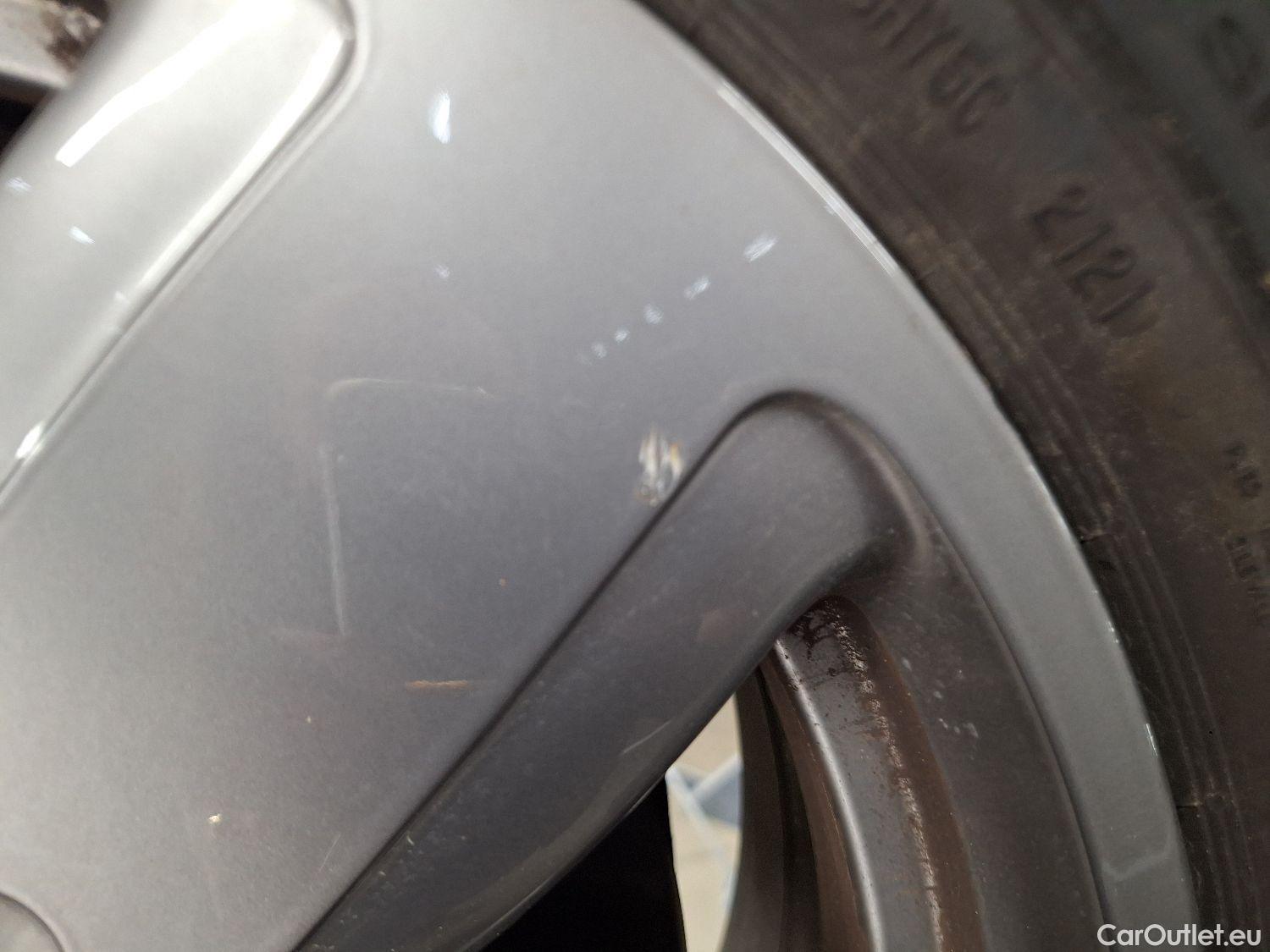  Bmw  Serie 1 BMW, 1-serie '19, BMW 1 Reeks Hatch 116d (85 kW) 5d #16