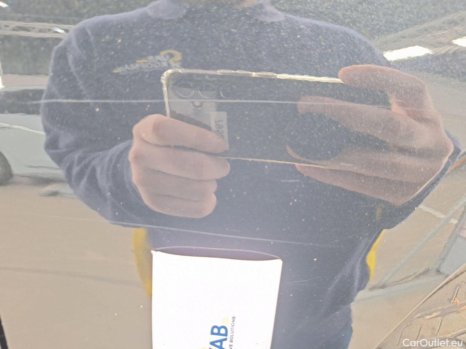  Mercedes  A-Klasse Mercedes, A-Class Berline '18, Mercedes-Benz  Limousine A 180 Business So #2