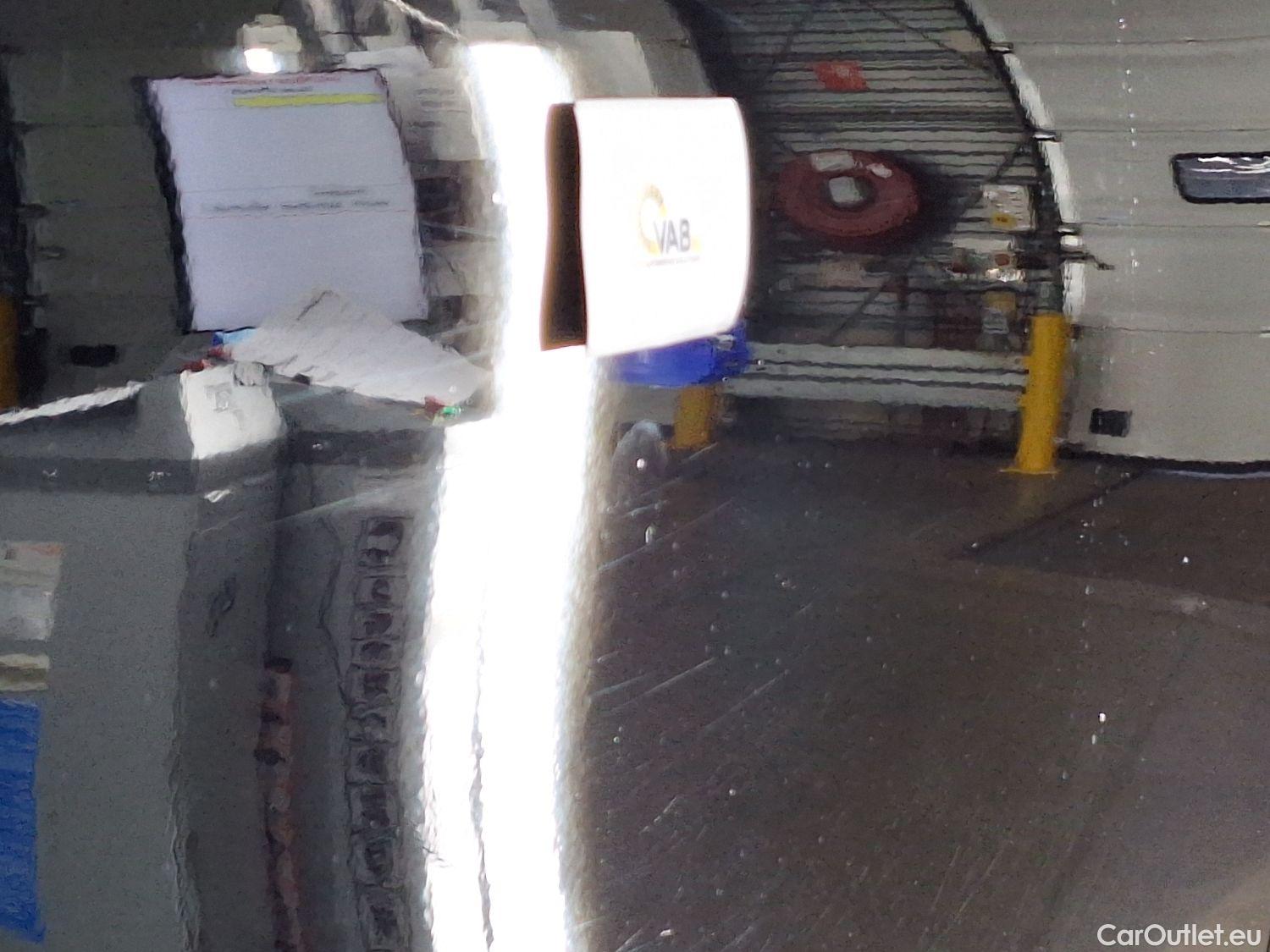  Mercedes  A-Klasse Mercedes, A-Class Berline '18, Mercedes-Benz  Limousine A 180d Business S #6