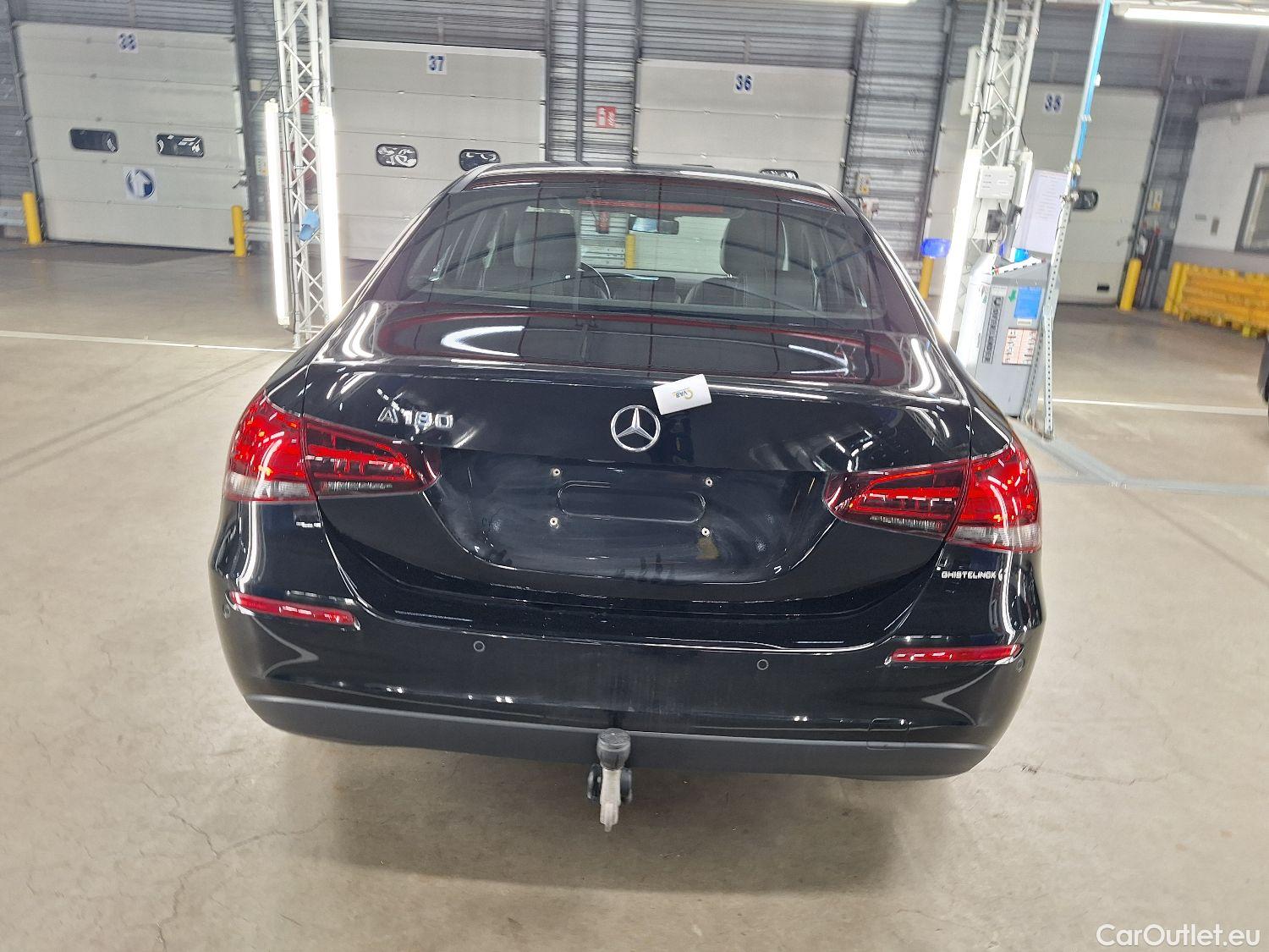  Mercedes  A-Klasse Mercedes, A-Class Berline '18, Mercedes-Benz  Limousine A 180 Business So #35