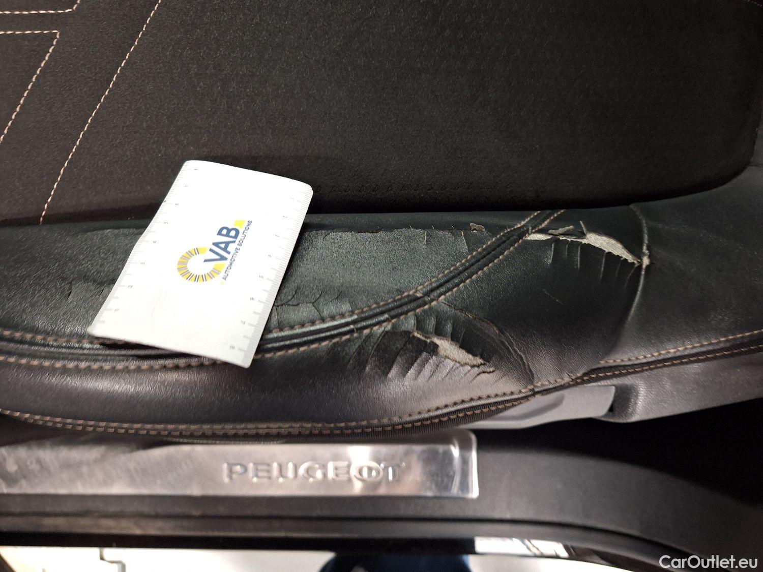  Peugeot  3008 Peugeot,  FL'20, Peugeot  1.5 BlueHDi 96kW S&S EAT8 GT 5d #2