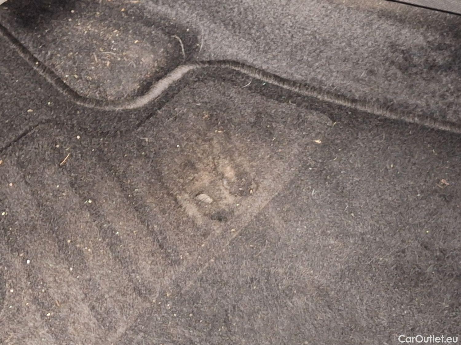  Peugeot  3008 Peugeot,  FL'20, Peugeot  1.5 BlueHDi 96kW S&S EAT8 Allure 5d #4