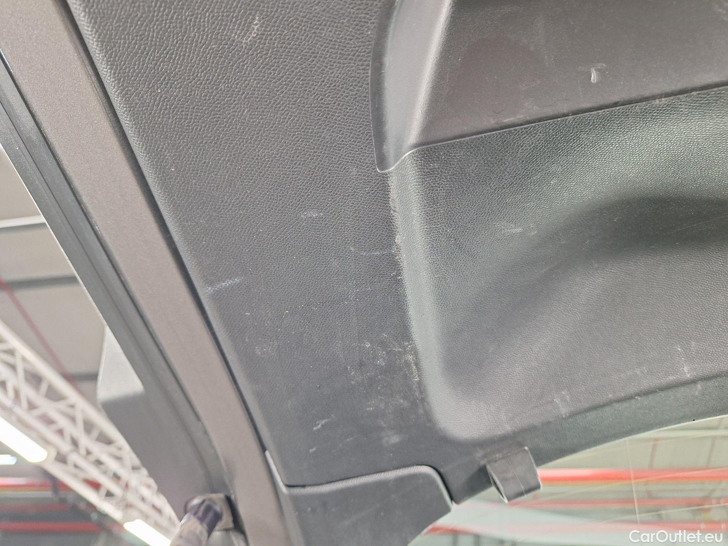  Peugeot  2008 Peugeot,  '19, Peugeot  1.5 BlueHDi 81kW S&S Active Pack 5d #50