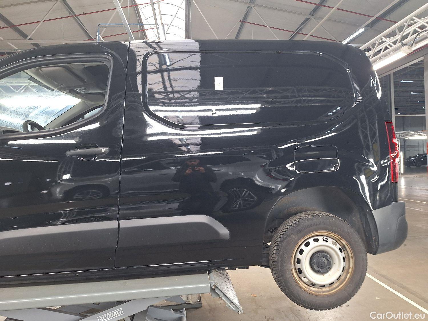  Opel  Combo Opel, _ '18, Opel  1.5 Turbo 55kW 2.0T L1H1 Edition 4d #28