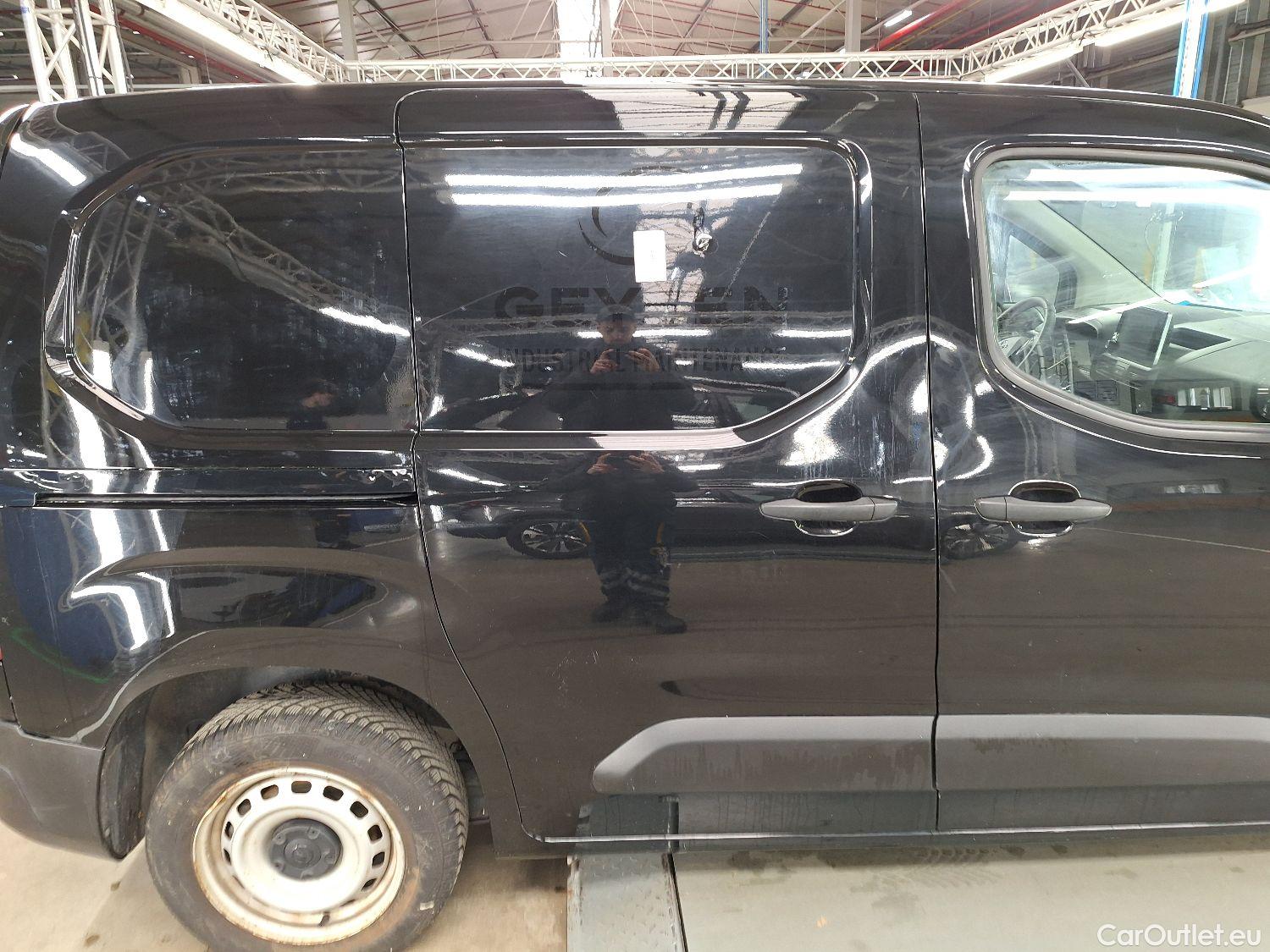  Opel  Combo Opel, _ '18, Opel  1.5 Turbo 55kW 2.0T L1H1 Edition 4d #43