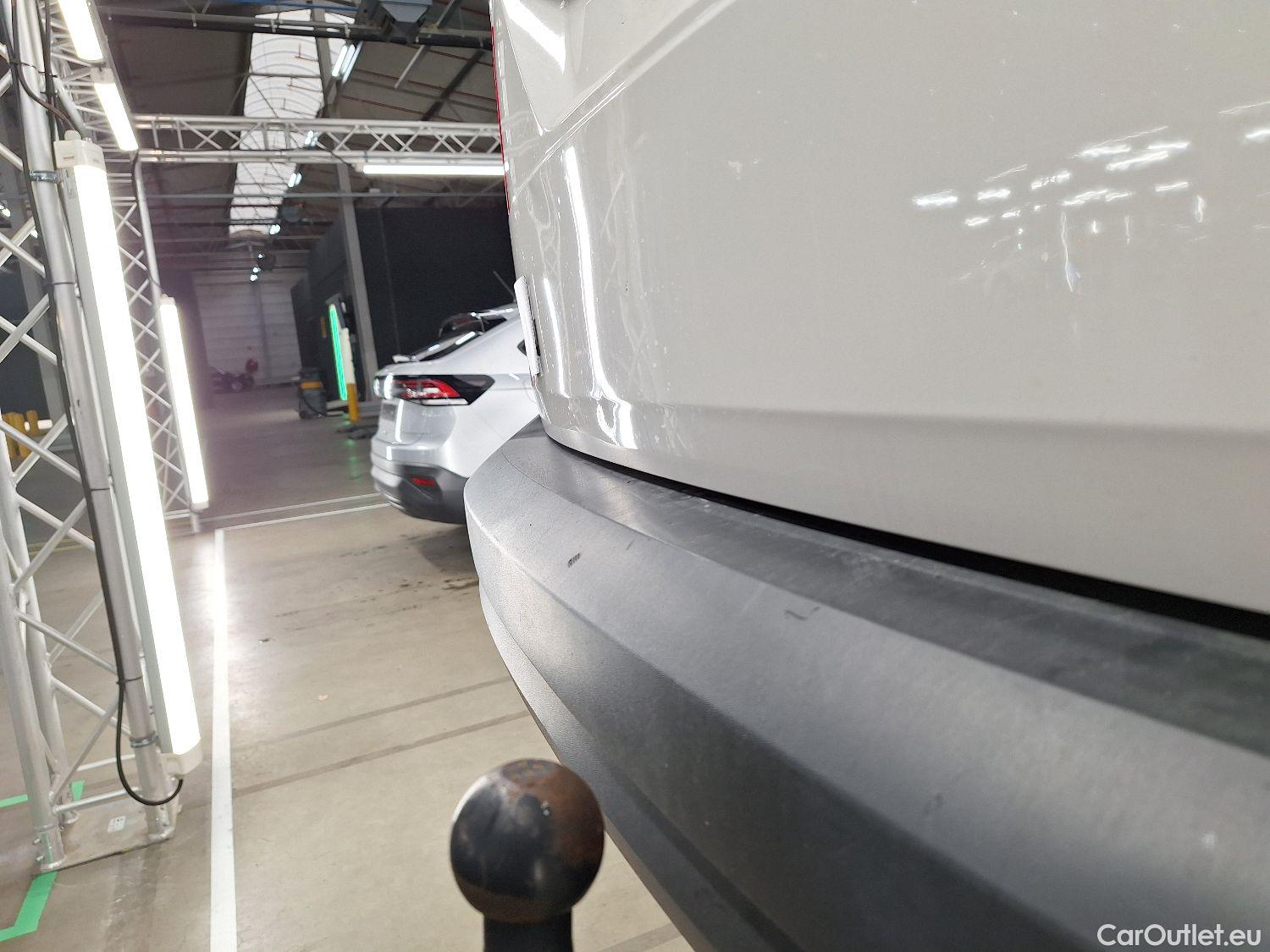  Volkswagen  Caddy VW, _ '15, Volkswagen  Maxi 2.0 CRTDi 75kW SCR BMT Maxi #37