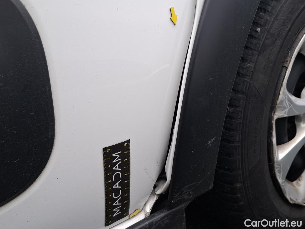  Citroen  C3  Société Feel 1.2 PureTech 80CV BVM5 E6d #9