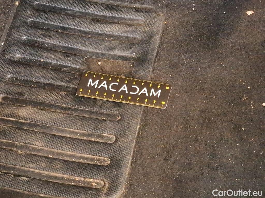  Citroen  C3 CITROEN  Société / 2020 / 5P / Berline / VU BlueHDi 100 SandS BVM6 Feel Business R #6