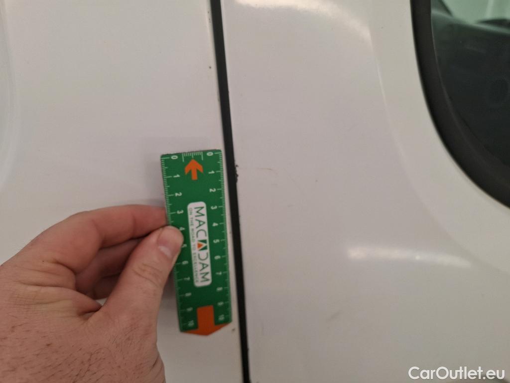  Citroen  Berlingo  Fourgon Club L1 (Court) 1.6 BlueHDi 100CV BVM5 E6 #13