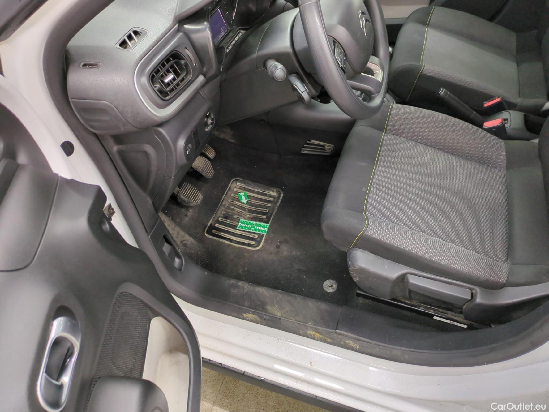  Citroen  C3 CITROEN  Société / 2020 / 5P / Berline / VU BlueHDi 100 SandS BVM6 Feel Nav #3