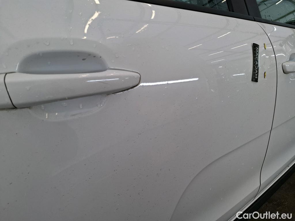  Citroen  C3  Société Feel Nav 1.6 BlueHDi 75CV BVM5 E6 #7