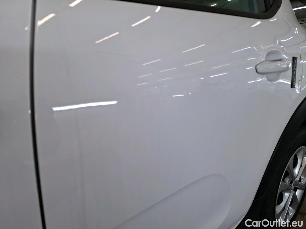  Citroen  C3 CITROEN  Société / 2020 / 5P / Berline / VU BlueHDi 100 SandS BVM6 Feel Business R #1